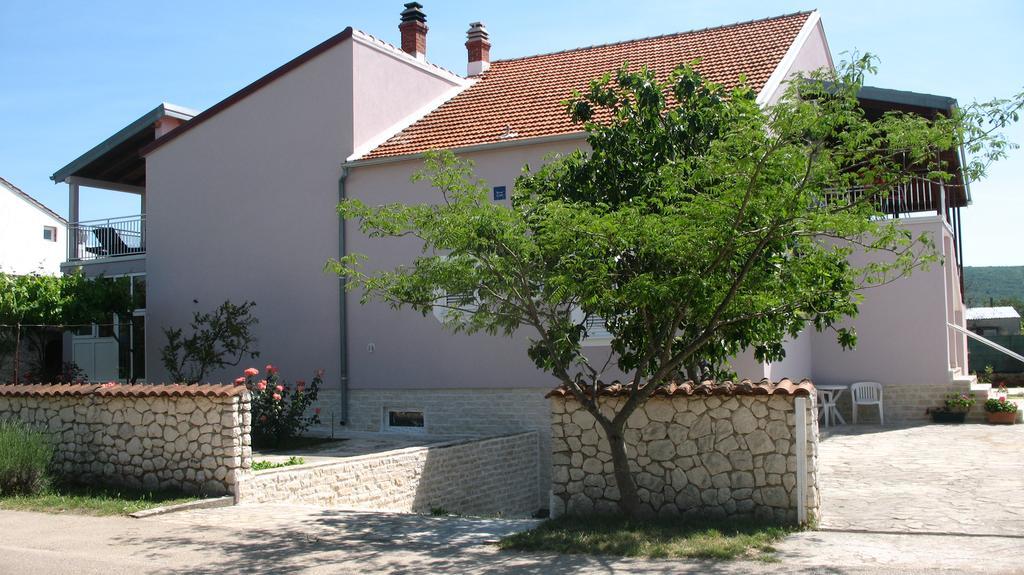 Krkahaus Hotel Lozovac Ngoại thất bức ảnh